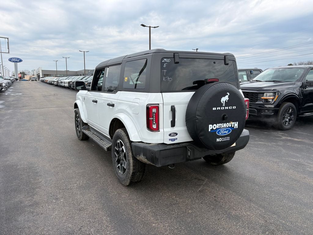 2026 Ford Bronco Outer Banks