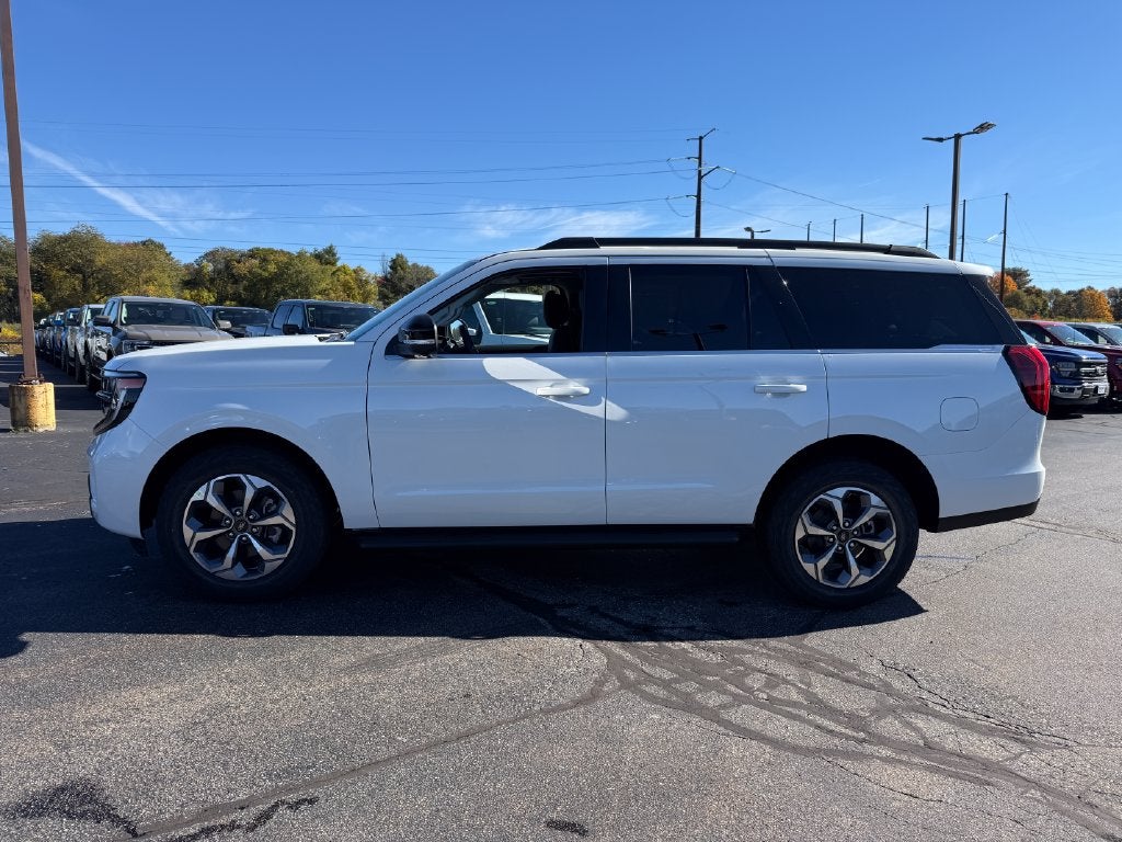 2027 Ford Expedition Active