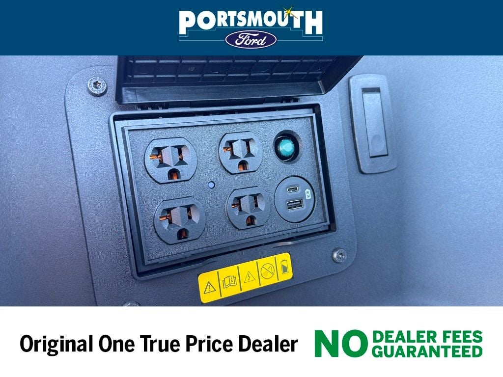 2025 Ford F-150 Lightning Platinum