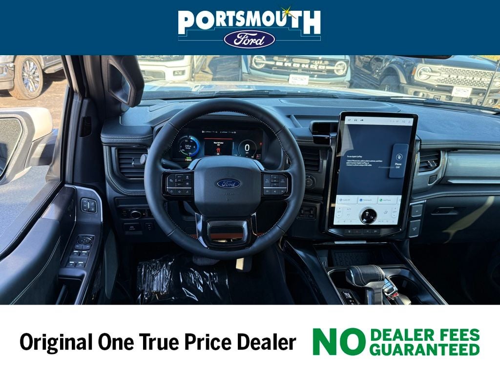 2025 Ford F-150 Lightning Platinum