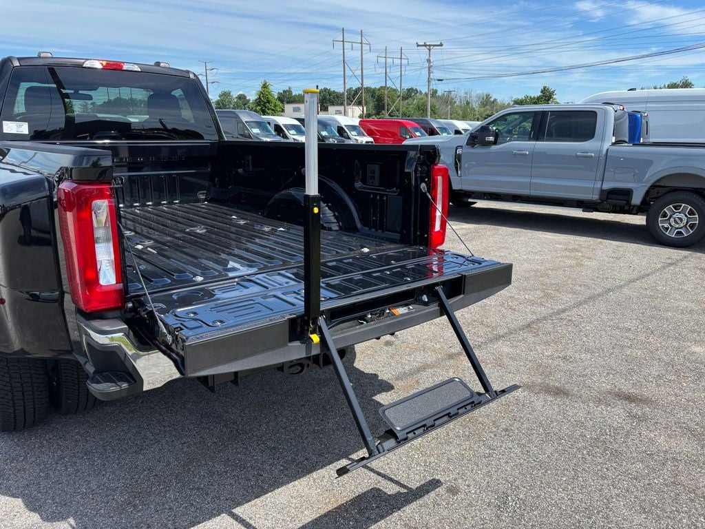 2026 Ford F-350SD XLT DRW
