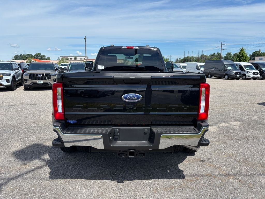 2026 Ford F-350SD XLT DRW