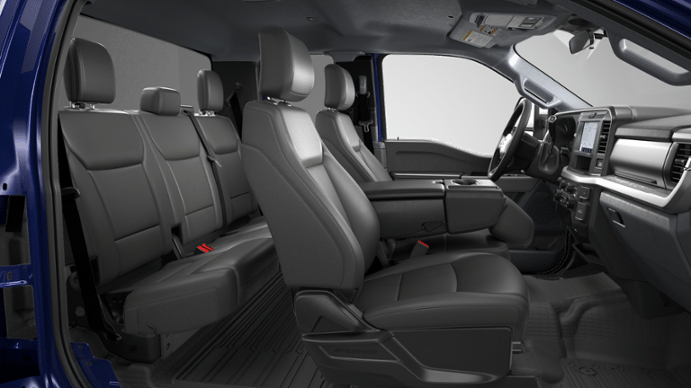 2026 Ford Super Duty F-350® XLT