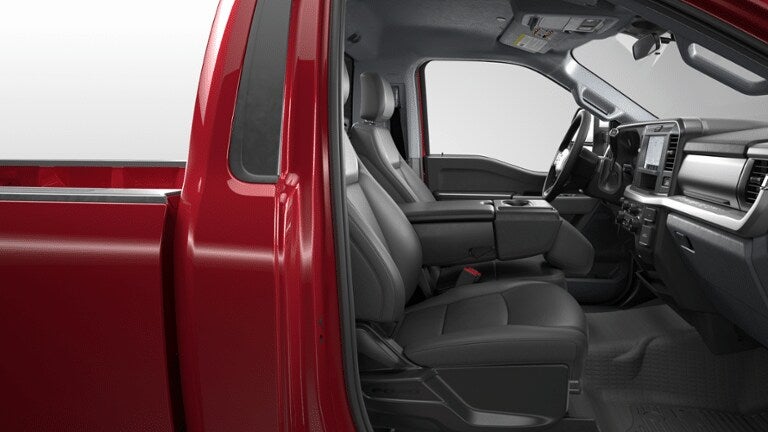 2026 Ford Super Duty F-350® XLT