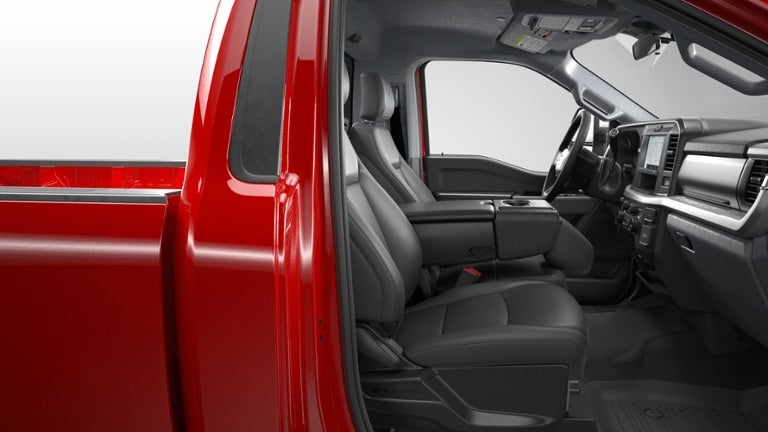 2026 Ford Super Duty F-350® XLT