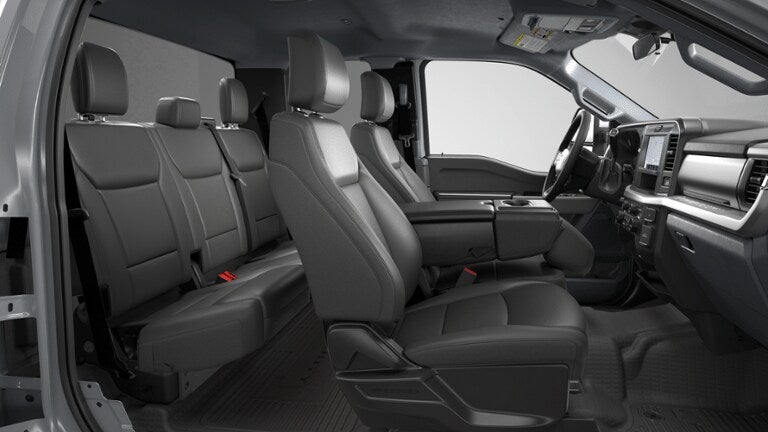 2026 Ford Super Duty F-350® XLT